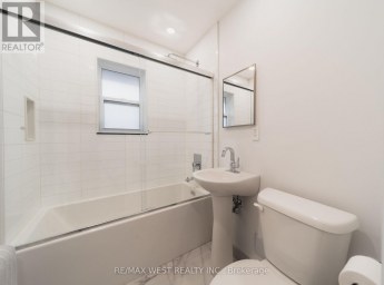 7 - 237 MELROSE STREET Toronto (Mimico) Ontario photo 13