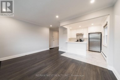 7 - 237 MELROSE STREET Toronto (Mimico) Ontario photo 6