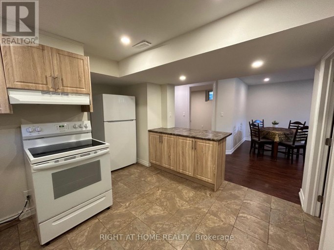 36 AURORA HEIGHTS DRIVE, Aurora (Aurora Heights), Ontario, L4G2W7