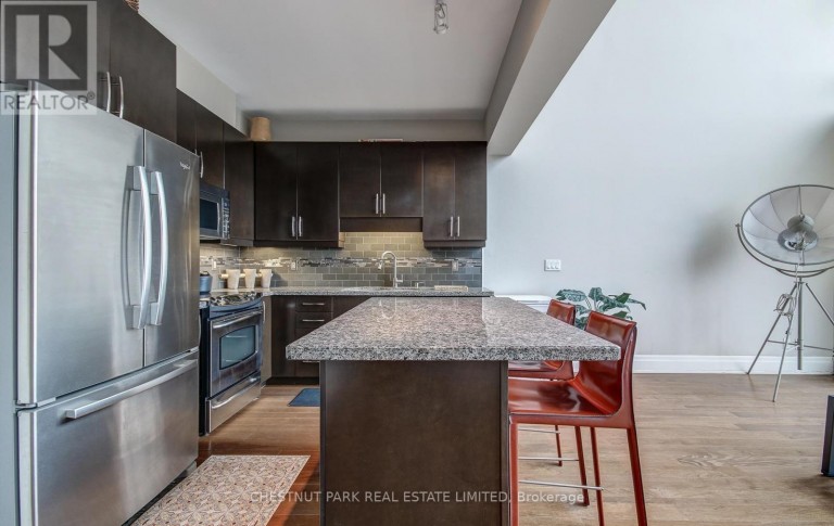 PH 05 - 2 FIELDWAY ROAD, Toronto (Islington-City Centre West), Ontario, M8Z0B9