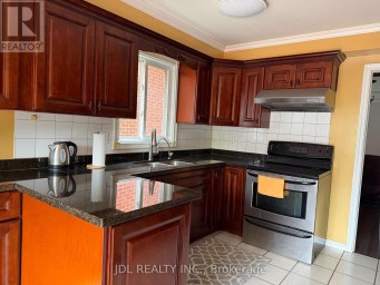 87 STRATHMORE DRIVE Markham (Raymerville) Ontario photo 4