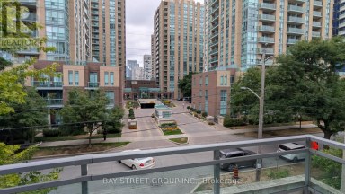 TH201 - 21 OLIVE AVENUE Toronto (Willowdale East) Ontario photo 1