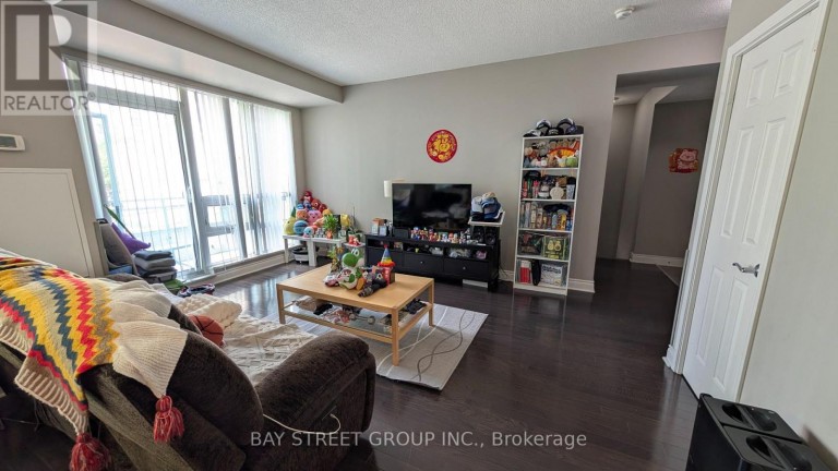 TH201 - 21 OLIVE AVENUE, Toronto (Willowdale East), Ontario, M2N4N4
