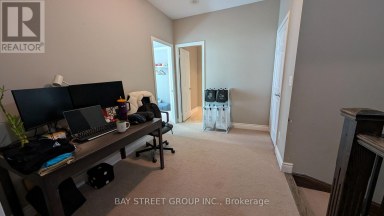 TH201 - 21 OLIVE AVENUE Toronto (Willowdale East) Ontario photo 9