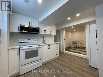 BSMT - 755 BOTANY HILL CRESCENT Newmarket (Huron Heights-Leslie Valley) Ontario photo 4