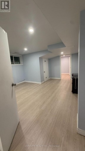 441 FERNLEIGH CIRCLE S, Richmond Hill (Crosby), Ontario, L4C1E7