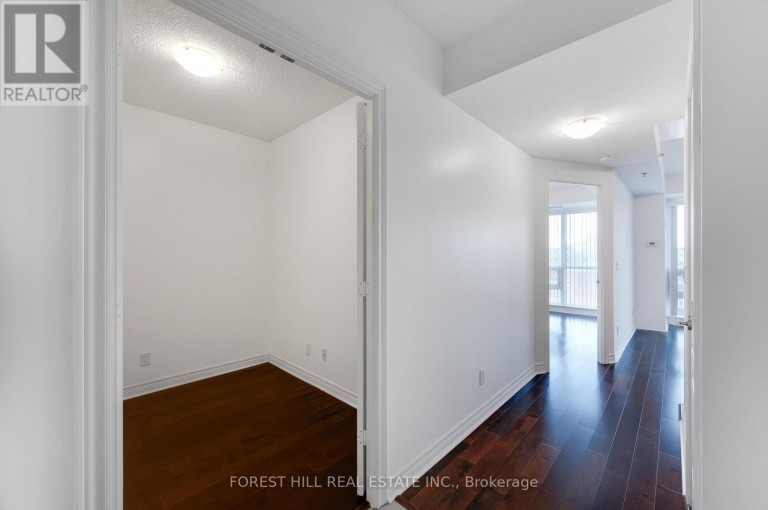 510 - 2756 OLD LESLIE STREET, Toronto (Bayview Village), Ontario, M2K0A9