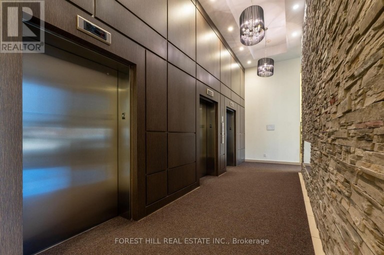 510 - 2756 OLD LESLIE STREET, Toronto (Bayview Village), Ontario, M2K0A9