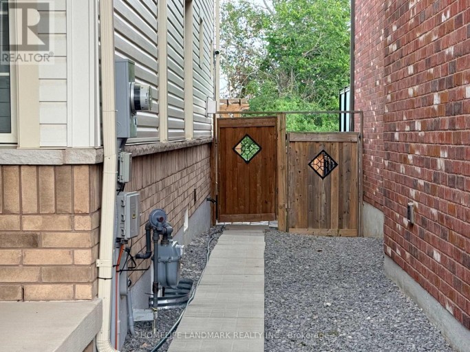 2313 SECRETO DRIVE, Oshawa (Windfields), Ontario, L1H7K4