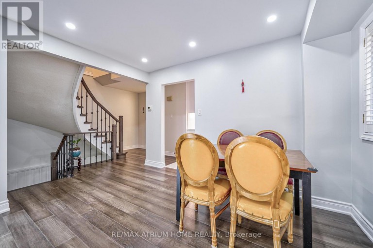 61 TROTHEN CIRCLE, Markham (Markham Village), Ontario, L3P4H3