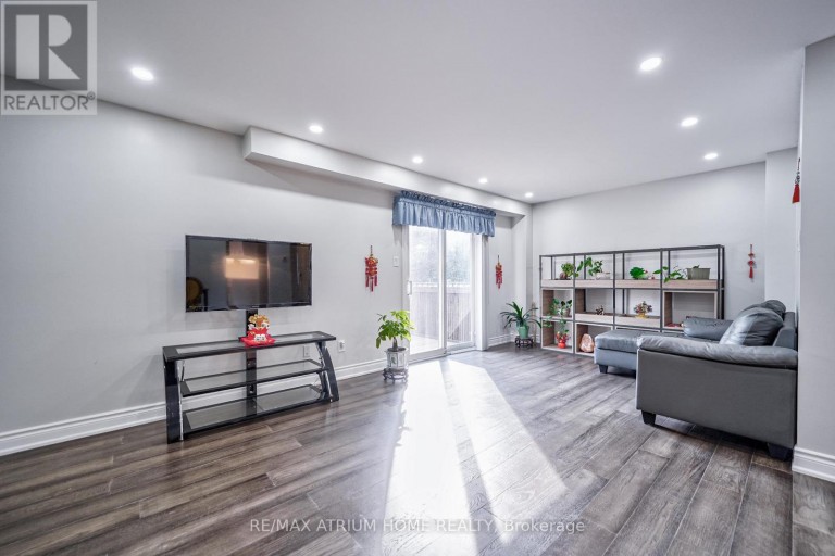 61 TROTHEN CIRCLE, Markham (Markham Village), Ontario, L3P4H3
