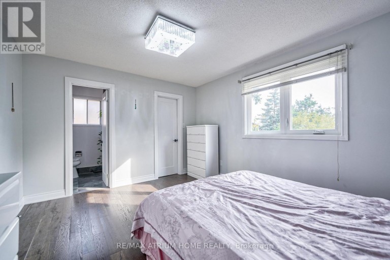 61 TROTHEN CIRCLE, Markham (Markham Village), Ontario, L3P4H3
