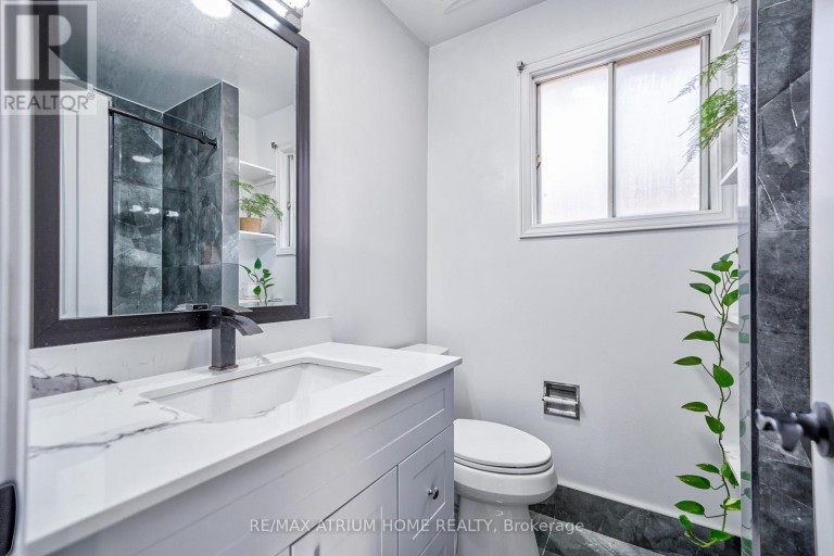 61 TROTHEN CIRCLE, Markham (Markham Village), Ontario, L3P4H3