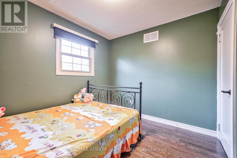 61 TROTHEN CIRCLE, Markham (Markham Village), Ontario, L3P4H3