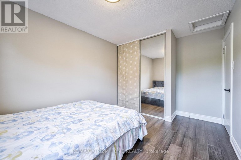 61 TROTHEN CIRCLE, Markham (Markham Village), Ontario, L3P4H3