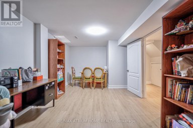 61 TROTHEN CIRCLE Markham (Markham Village) Ontario photo 33