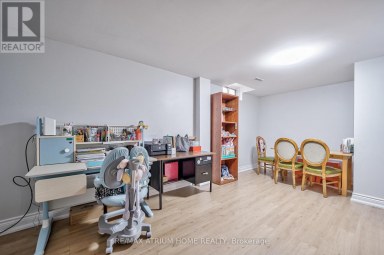 61 TROTHEN CIRCLE Markham (Markham Village) Ontario photo 34