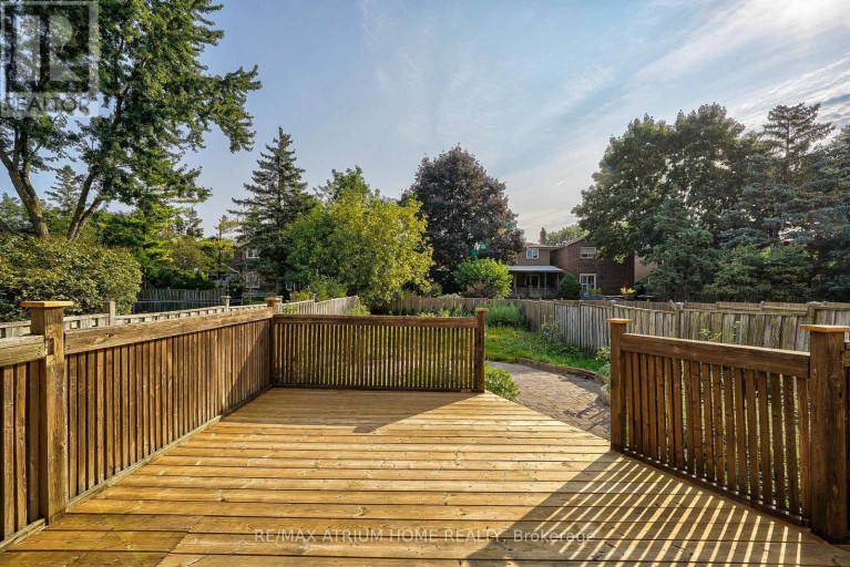 61 TROTHEN CIRCLE, Markham (Markham Village), Ontario, L3P4H3
