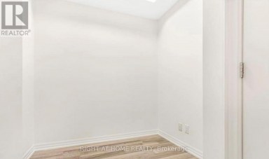 607 - 111 WORSLEY STREET Barrie (City Centre) Ontario photo 2