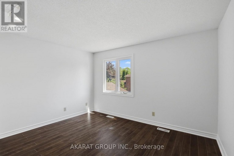 9 - 70 SUNNYSIDE DRIVE, London North (North G), Ontario, N5X3W4