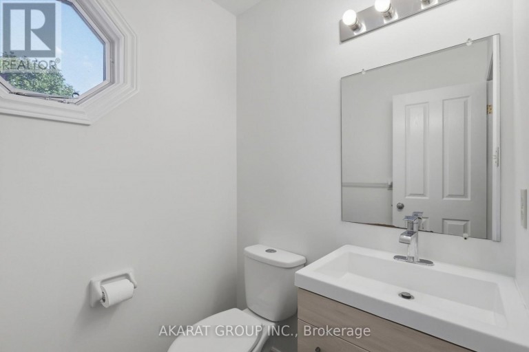 9 - 70 SUNNYSIDE DRIVE, London North (North G), Ontario, N5X3W4