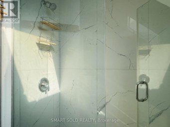 42A AMELIA STREET Toronto (Cabbagetown-South St. James Town) Ontario photo 11