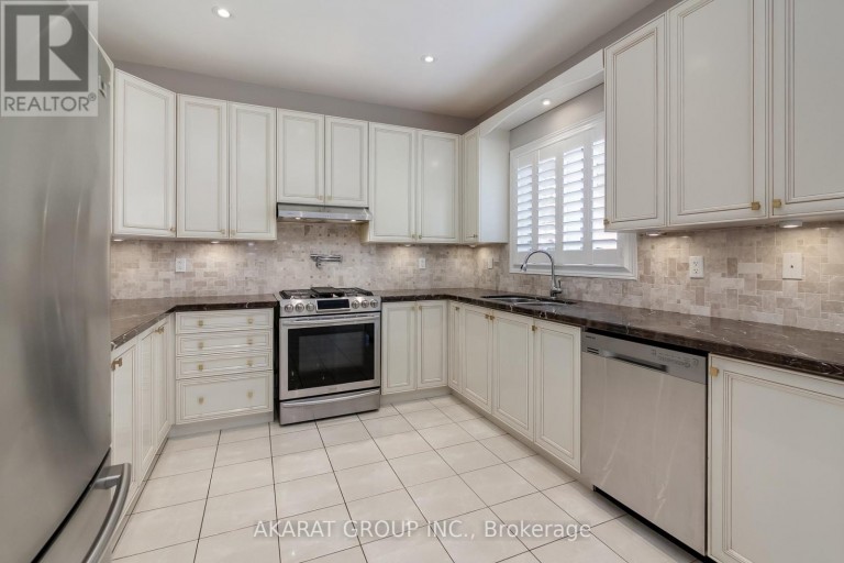 107 FILIPPAZZO ROAD, Vaughan (Vellore Village), Ontario, L4H0N1