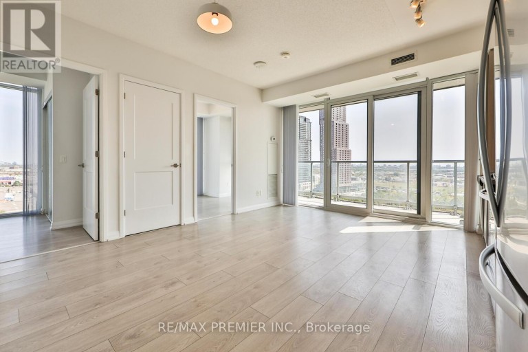 1504 - 7895 JANE STREET, Vaughan (Concord), Ontario, L4K0K2