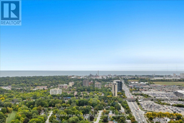 UPPER - 1229 WELWYN DRIVE, Mississauga (Clarkson), Ontario, L5J3J5