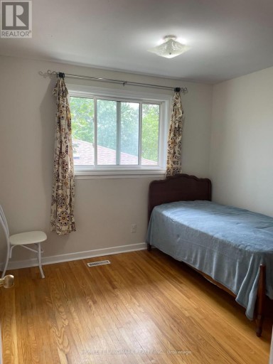 1245 SHAMIR CRESCENT, Mississauga (Erindale), Ontario, L5C1L2