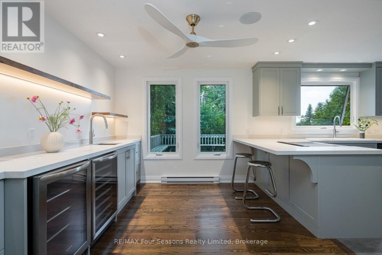 97 & 99 HURON STREET, Collingwood, Ontario, L9Y4Y3