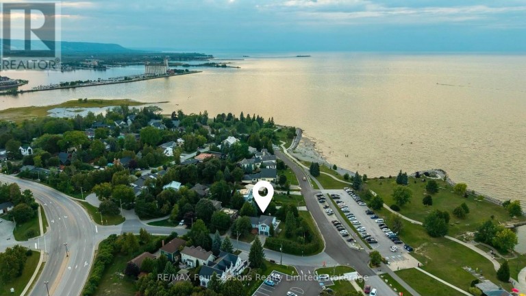 97 & 99 HURON STREET, Collingwood, Ontario, L9Y4Y3