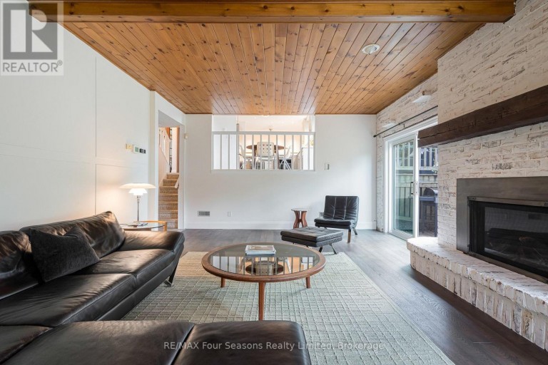 97 & 99 HURON STREET, Collingwood, Ontario, L9Y4Y3