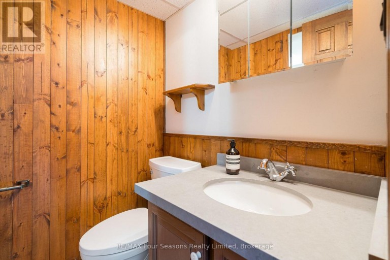 97 & 99 HURON STREET, Collingwood, Ontario, L9Y4Y3