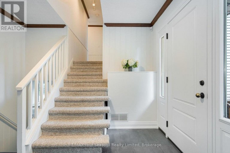 97 & 99 HURON STREET, Collingwood, Ontario, L9Y4Y3