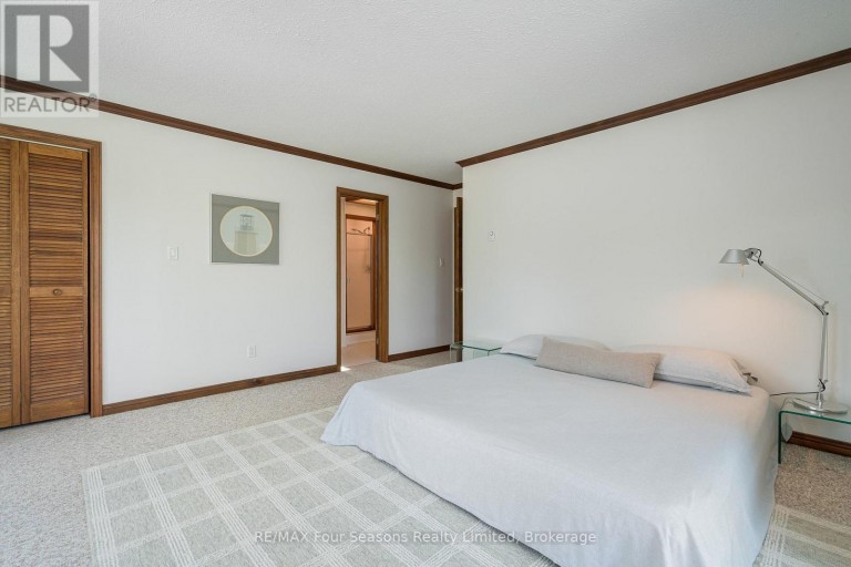 97 & 99 HURON STREET, Collingwood, Ontario, L9Y4Y3