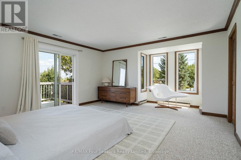 97 & 99 HURON STREET, Collingwood, Ontario, L9Y4Y3