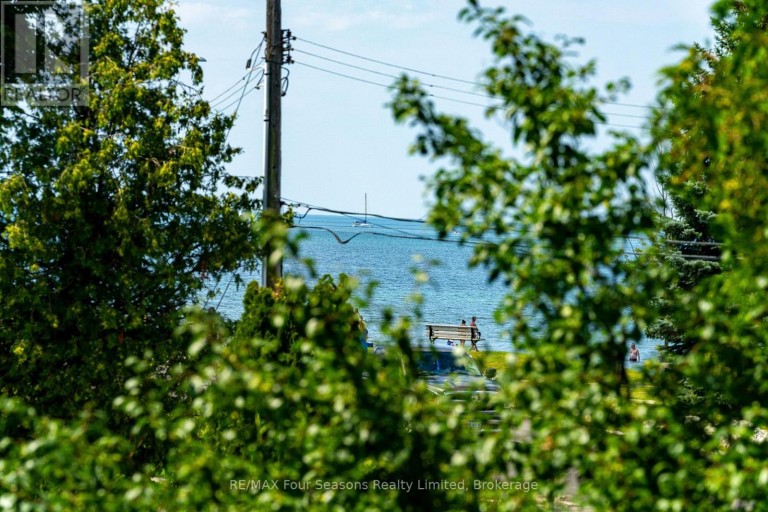 97 & 99 HURON STREET, Collingwood, Ontario, L9Y4Y3
