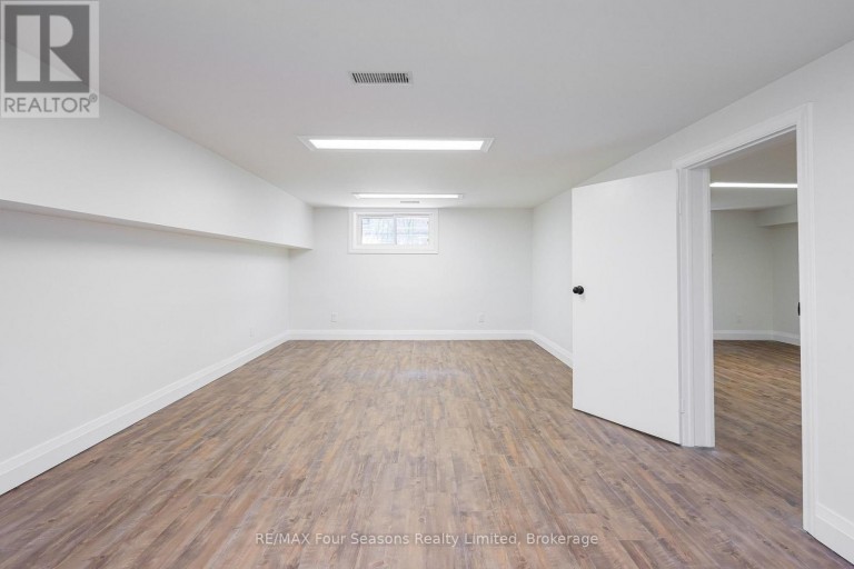 97 & 99 HURON STREET, Collingwood, Ontario, L9Y4Y3