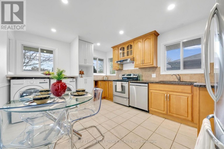 586 CENTRAL PARK BOULEVARD N, Oshawa (O'Neill), Ontario, L1G6A4