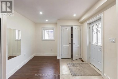 19 BALACLAVA DRIVE Toronto (Dorset Park) Ontario photo 3