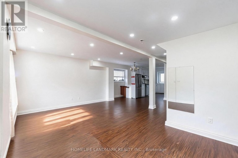 19 BALACLAVA DRIVE, Toronto (Dorset Park), Ontario, M1P1E5