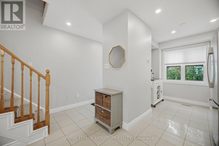19A - 5940 GLEN ERIN DRIVE, Mississauga (Central Erin Mills), Ontario, L5M5W9