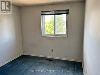 70 CARISBROOKE COURT Brampton (Central Park) Ontario photo 11