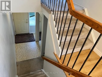 70 CARISBROOKE COURT Brampton (Central Park) Ontario photo 14