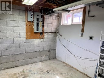 70 CARISBROOKE COURT Brampton (Central Park) Ontario photo 16