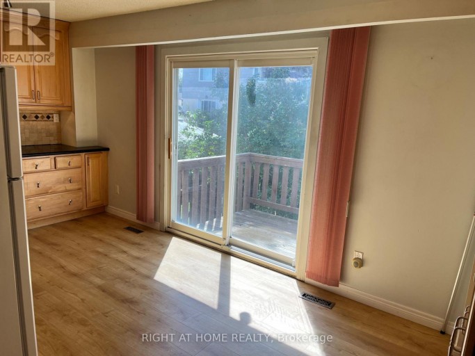 70 CARISBROOKE COURT, Brampton (Central Park), Ontario, L6S3K1