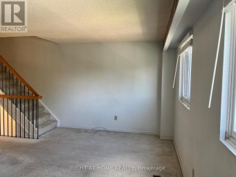 70 CARISBROOKE COURT Brampton (Central Park) Ontario photo 6