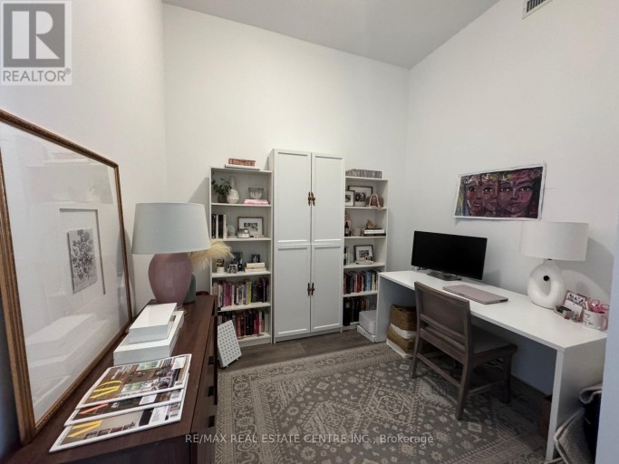 308 - 2481 TAUNTON ROAD, Oakville (RO River Oaks), Ontario, L6H3R7