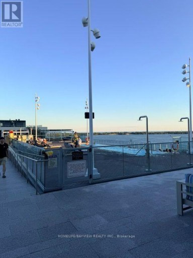 232 - 55 MERCHANTS' WHARF, Toronto (Waterfront Communities), Ontario, M5A0P2